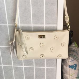 New Cross Body, shoulder, wristlet combo